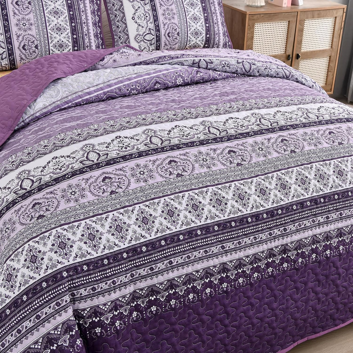 Elegant Peony Purple 3-Piece Queen Bedspread and Pillowcase Set, So Soft