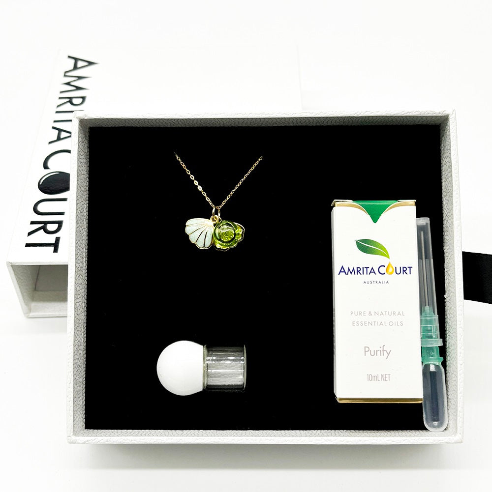 Gift Box - Aroma Necklace 925 Silver, Gold coated - Green Shell Electric Lime (Light Green) + Purify Oil Blend