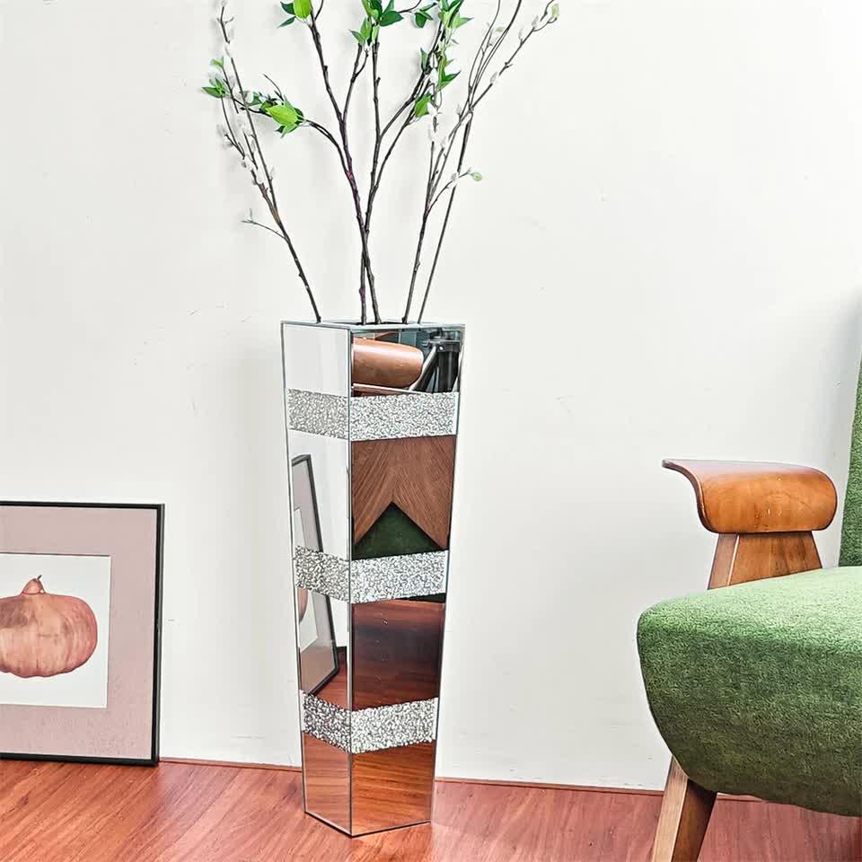 Silver Crushed Diamond Flower Vase with Mirrored Glass for Elegant Home Decoration
