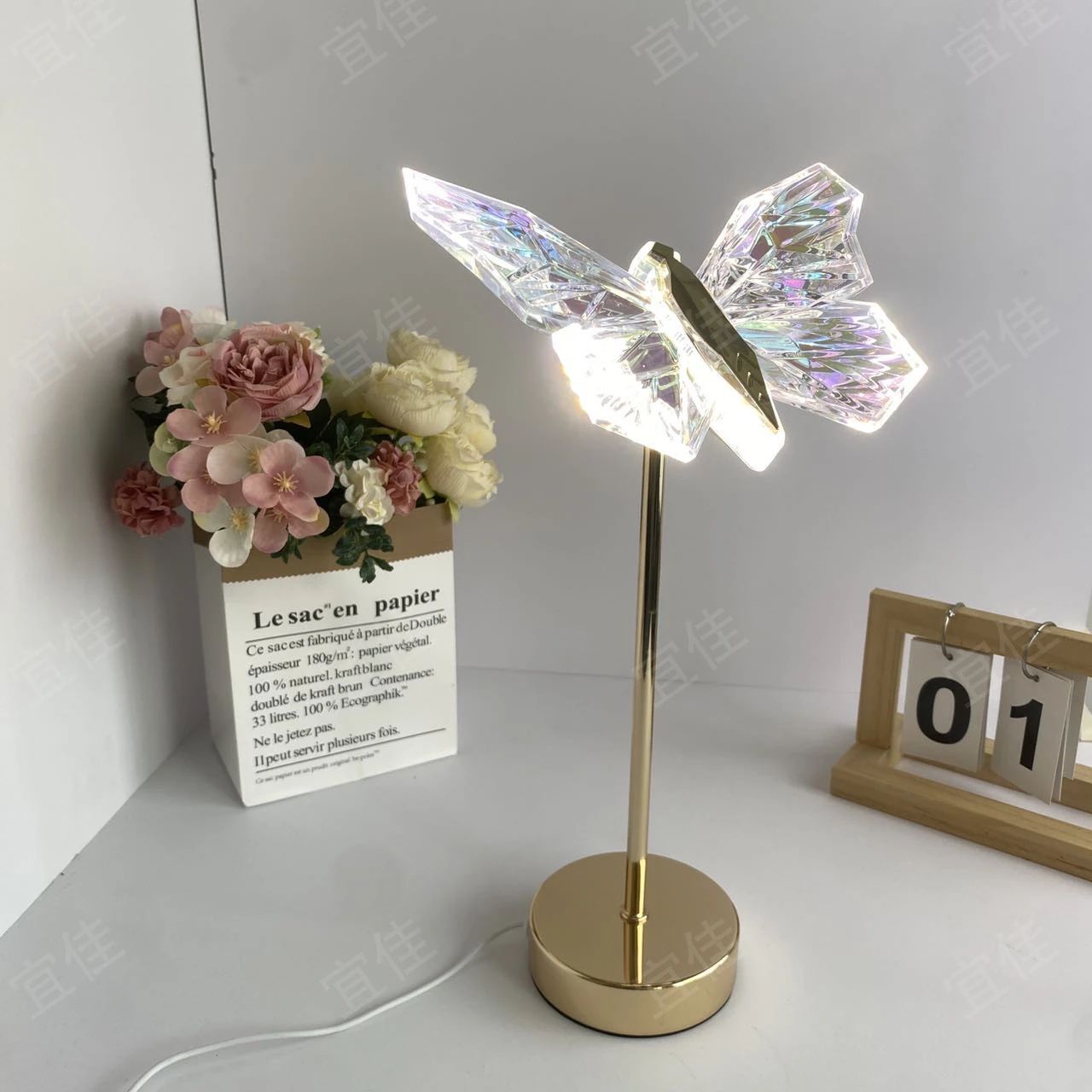 Butterfly LED Night Light - Creative Crystal Design for Ambient Lighting