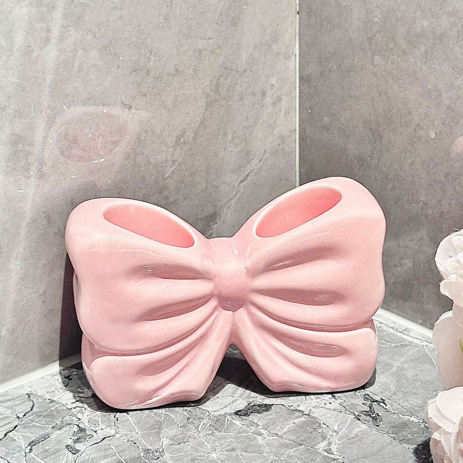 Pink Creative Ceramic Bowknot Toothbrush Holder - Elegant Bathroom Storage for Electric Toothbrush and Toothpaste