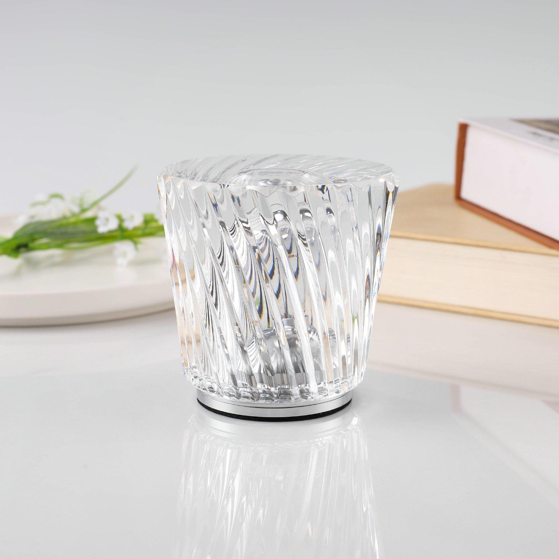 Crystal LED Table Lamp with Starburst Effect, Rechargeable and Portable Design,Type C 90mm H *88mm W