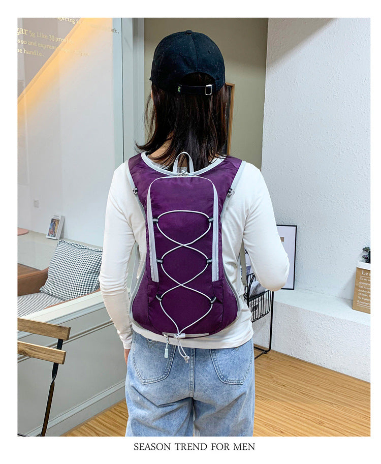 Green Outdoor Sports Backpack for Running, Hiking, and Cycling - Lightweight and Waterproof（The product does not include a kettle）