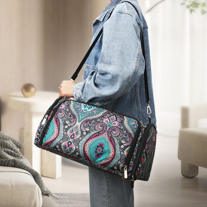 Leaf pattern Multi-Functional Crochet Hook and Yarn Storage Bag - Convenient Carrying Case for Crochet, Knitting Tools, and Yarn, with Stylish Pattern Design Tools Not Included