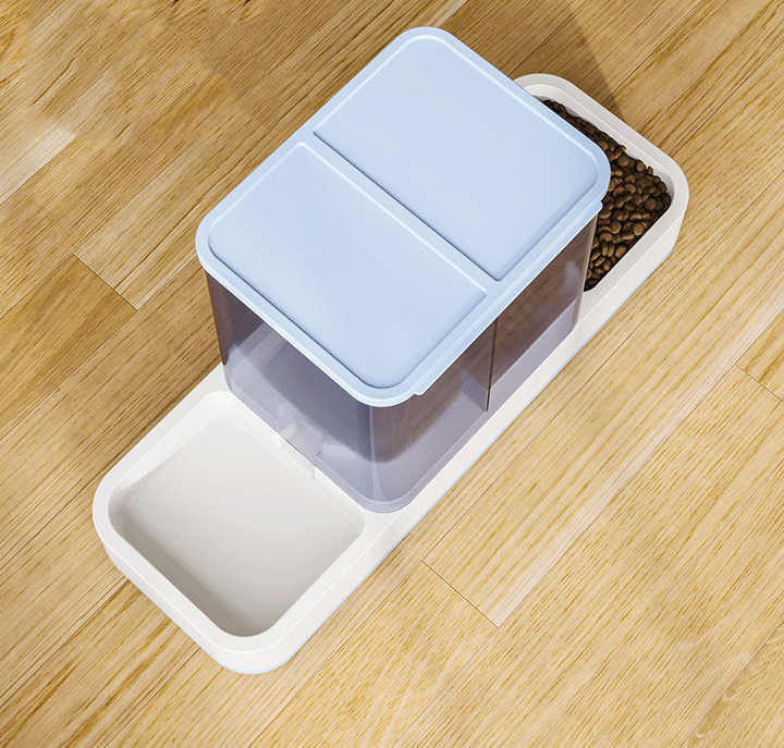 Grey 2-in-1 Automatic Pet Water and Food Dispenser - Gravity Feeder for Cats and Dogs