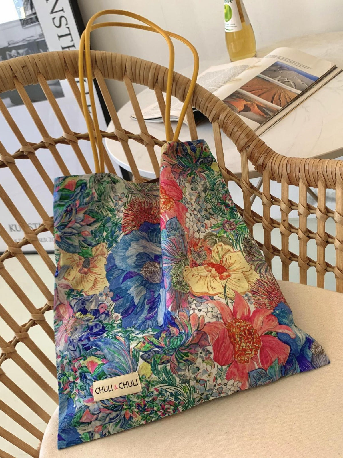 Chic 33x31cm Canvas Tote Bag with Vibrant Floral Design - Casual Shoulder Bag for Everyday Style