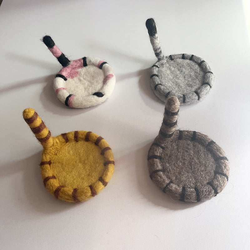 2 Pcs White Handmade Wool Felt Cat Coasters - Cute Tiger Design, Heat-Resistant Table Mats