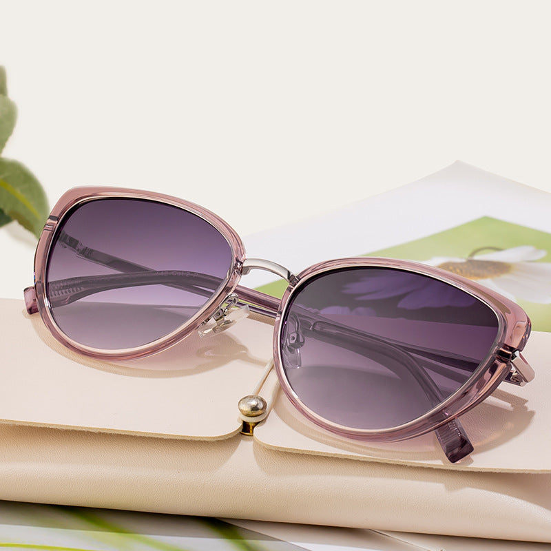 Dark Green Frame Chic Cat Eye Polarized Sunglasses for Women - Lightweight UV Protection Fashion Eyewear