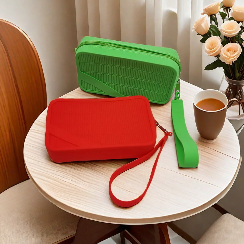 Grass green Silicone Zipper Storage Pouch - Stylish Multi-Purpose Organizer with Wrist Strap