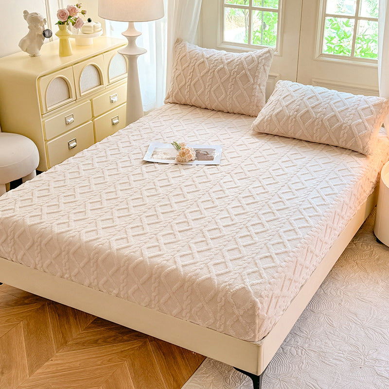Beige Ultra Soft Plush Fitted Sheet - Winter Warm Plush Bed Sheet Embossed Diamond Pattern (180x200cm)