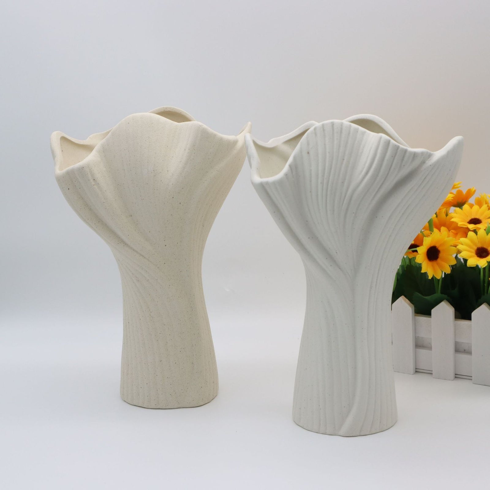 Black Elegant Off-White Ceramic Vase - Modern Sculptural Flower Holder with Wide Fluted Opening