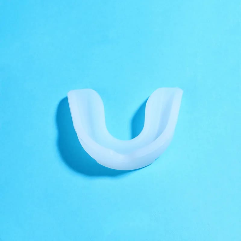 4-Pack White Food Grade Silicone Sports Mouthguard(6x5x1.7CM) With Vented PP Case- Instant Fit Mouth Guardfor High Shock Protection