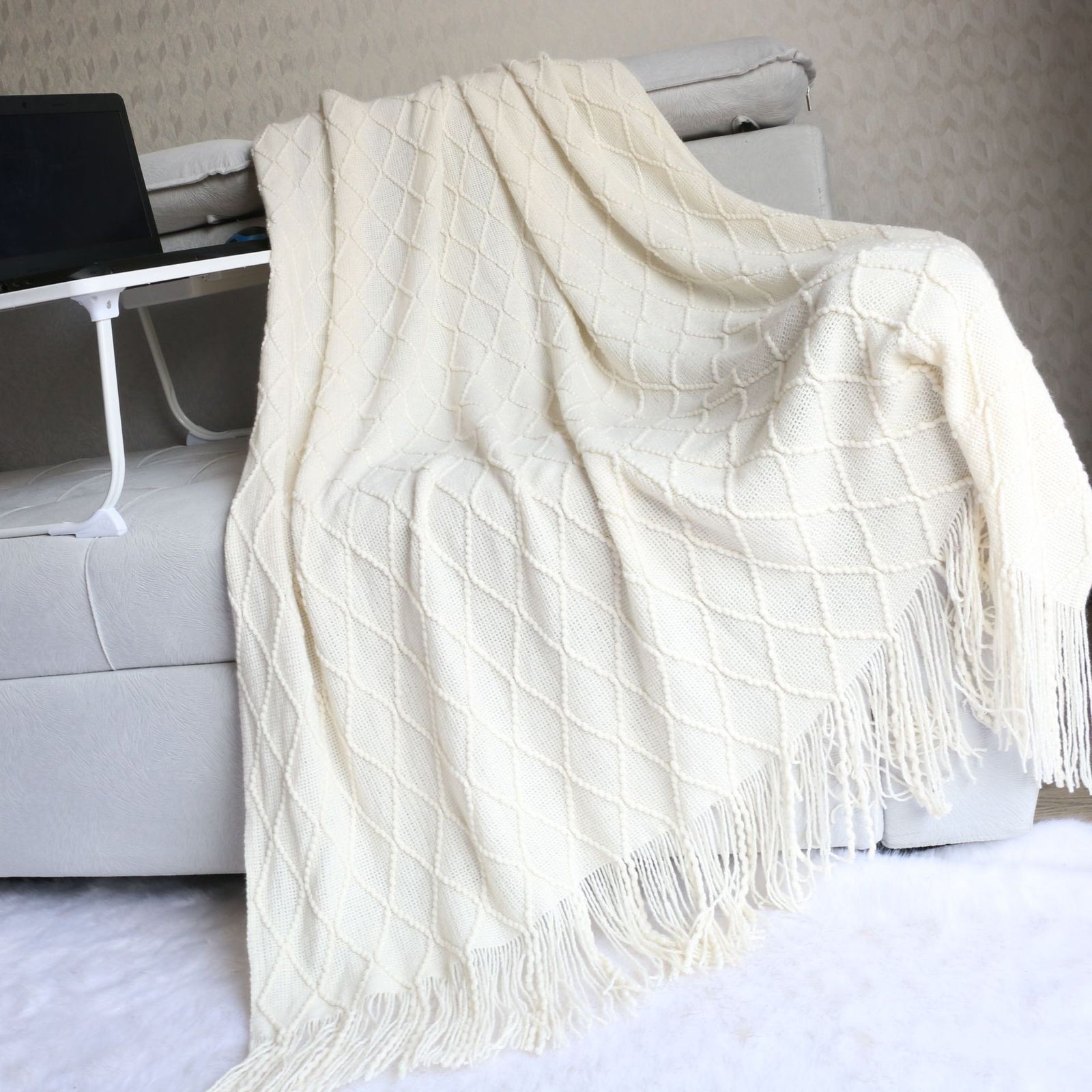 Beige Nordic Knitted Throw Blanket with Tassels 130x230cm Soft Acrylic Diamond Pattern Sofa Cover Bed Runner and Travel Blanket