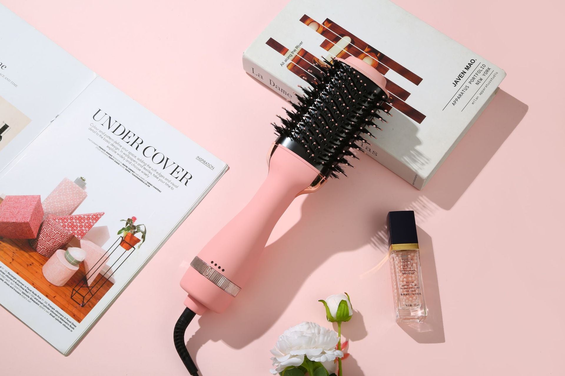 3-in-1 Hot Air Brush & Volumiser Hair Dryer Styler 1000W Ceramic Negative Ion Blowout Brush for Straightening and Curling Pink AU Plug