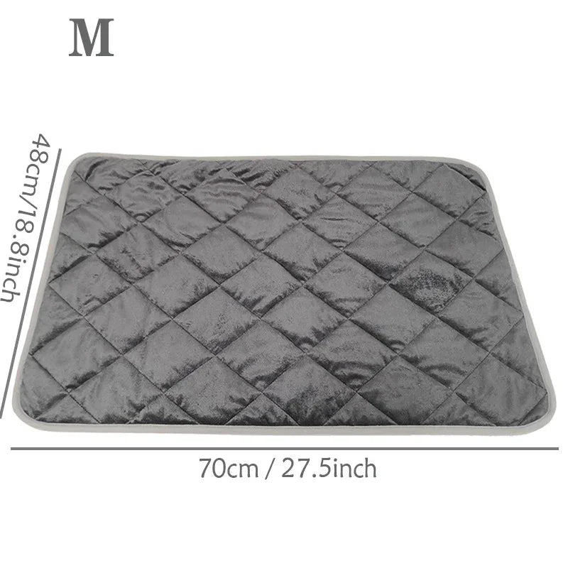 Self-Warming Pet Mat with Heat Reflective Technology for Dogs and Cats Waterproof No Electricity Needed Comfortable Winter Pad for Local Pet Owners(48*70cm)