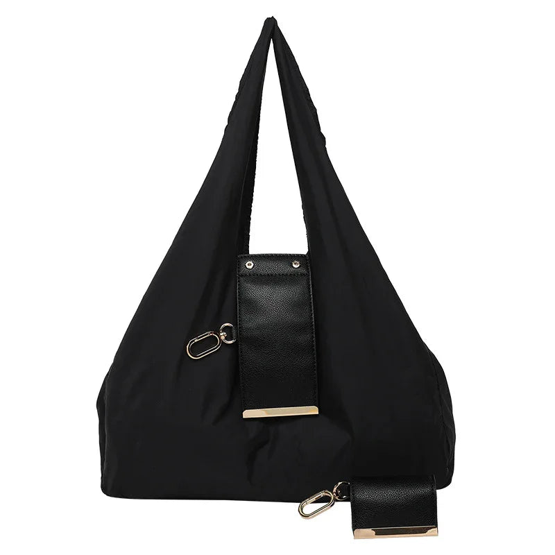 Black Foldable Tote Bag with Built-In Storage Pouch – Compact Reusable Shopping Bag That Packs into Itself, Ideal for Daily Carry and Eco-Friendly Use