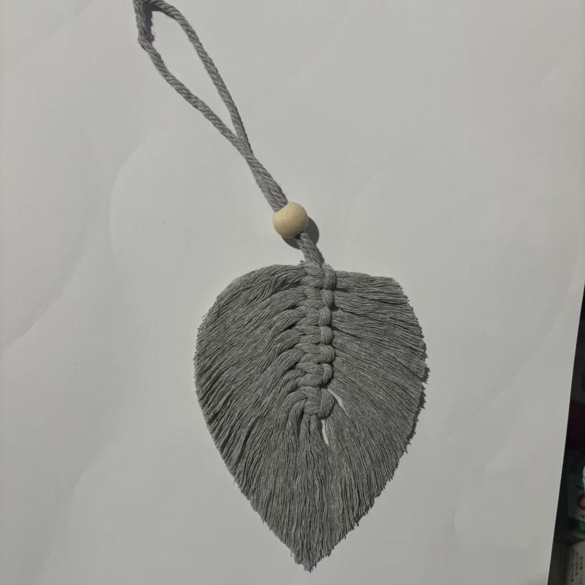 4 PCS Macrame Leaf Wall Hanging Set Handmade Cotton Boho Feather Ornaments Green & Beige for Nursery Home Decor