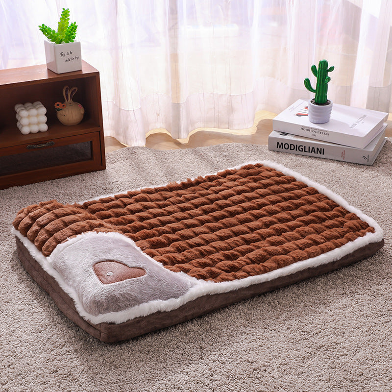 Thickened Pet Sofa Bed XL Size 75x45cm Coffee Dog Mat with Integrated Pillow Soft Washable Sleeping Pad for Dogs and Cats All Season Comfort