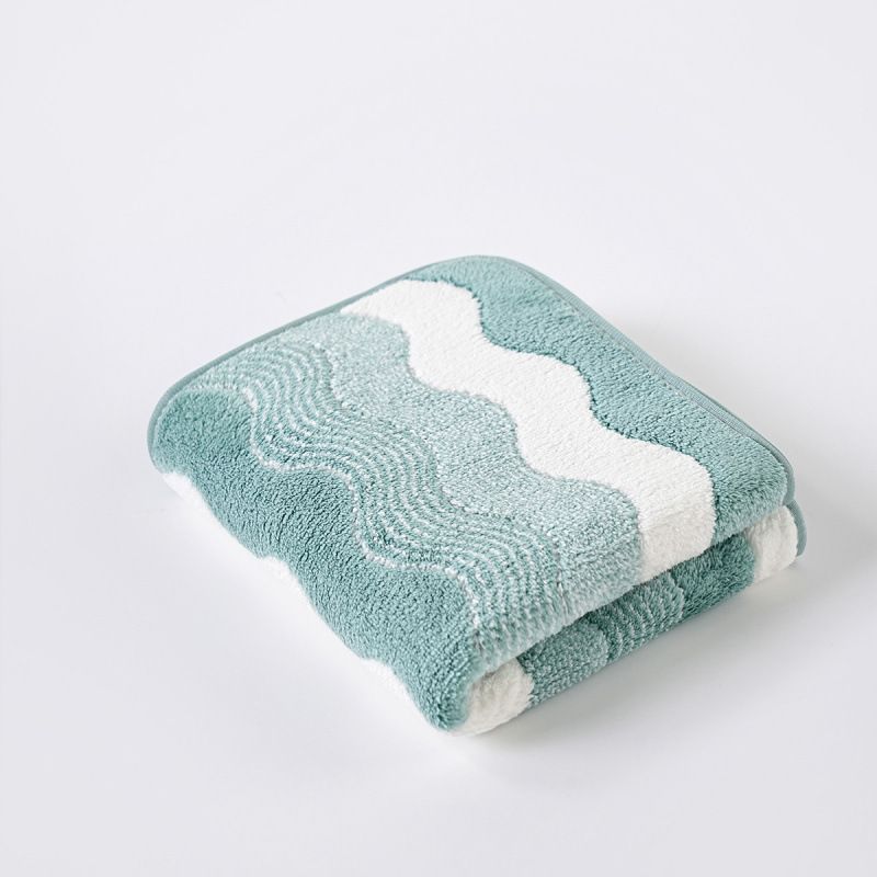 Green 5-Pack Wave Pattern Towels, 35x75cm, Soft Absorbent, Hanging Loop