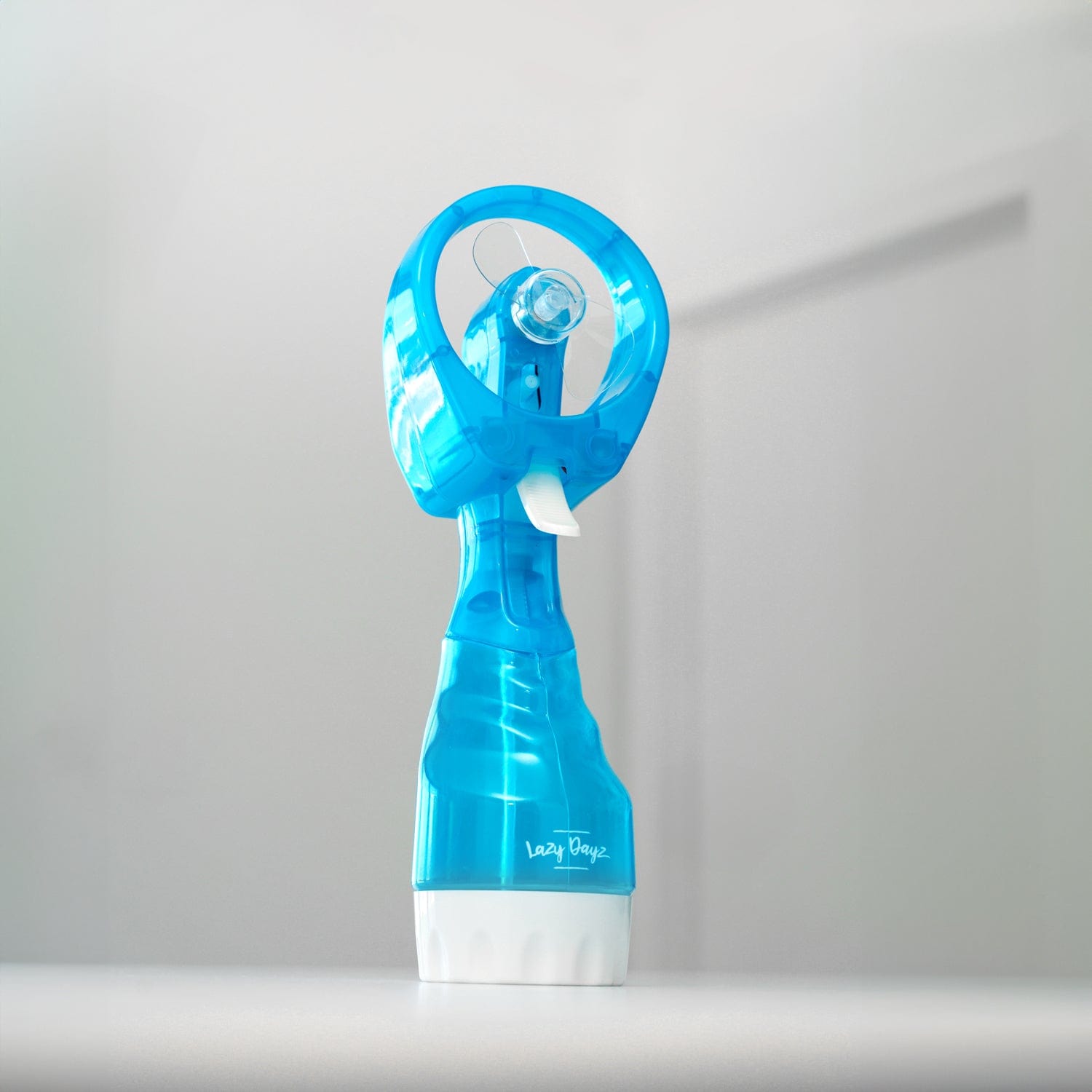 Lazy Dayz Water Spray Fan - Blue