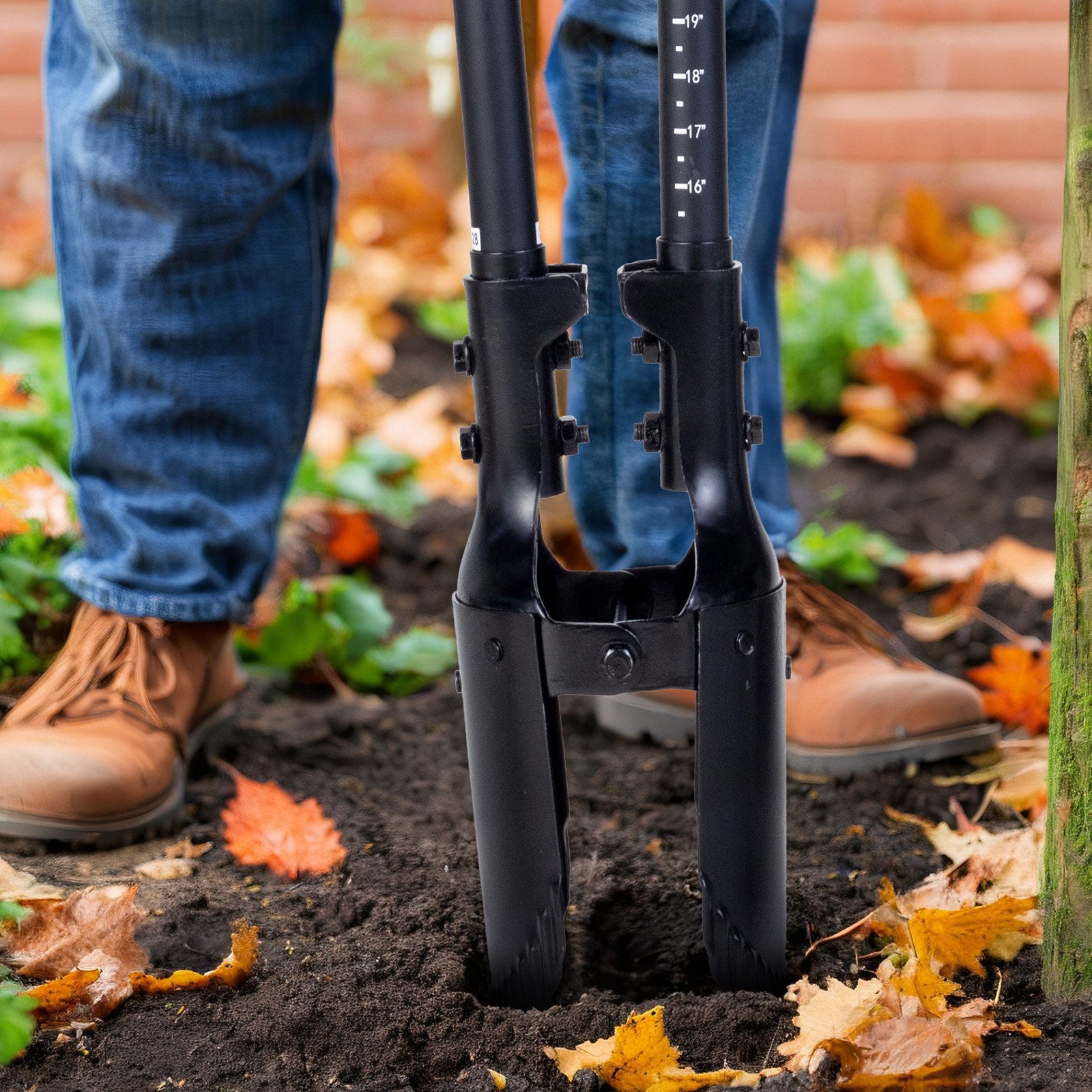 Post Hole Digger, Heavy Duty Post Hole Digger with Fiberglass Handle, Manual Hole Digger with Scale Markings and Metal Blade, Post Hole Digger Tool for Digging Gardening and Outdoors, 1460 mm