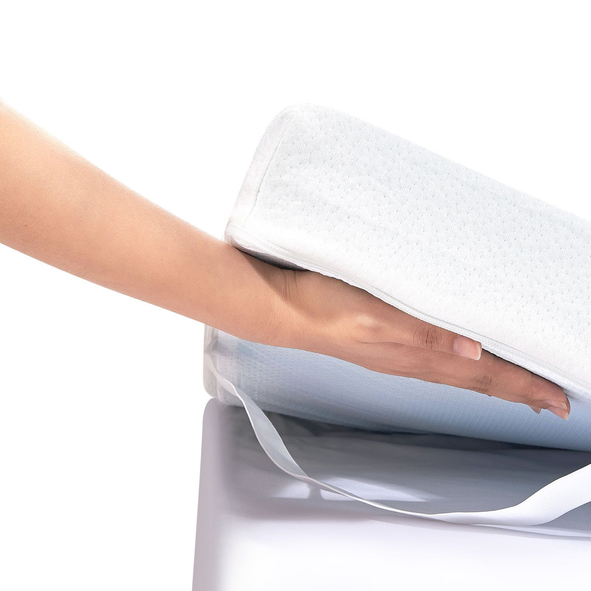 Queen Memory Foam Mattress Topper Detachable Washable 76.2mm Thick Pad