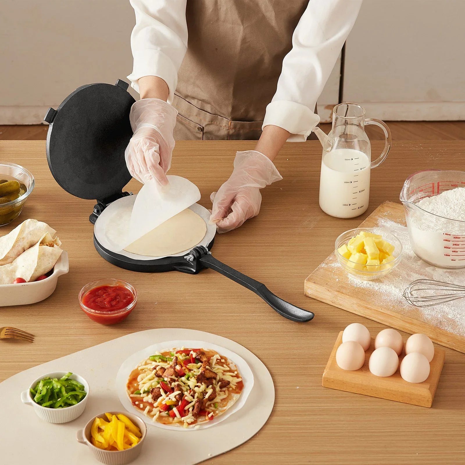 Tortilla Press, 250mm Cast Iron Tortilla and Roti Maker, Heavy Duty Tortilladora Press, Pataconera Makers with Handle and 100 Pcs Parchment Paper, Dough Taco Press for Flour Tortilla, Tawa