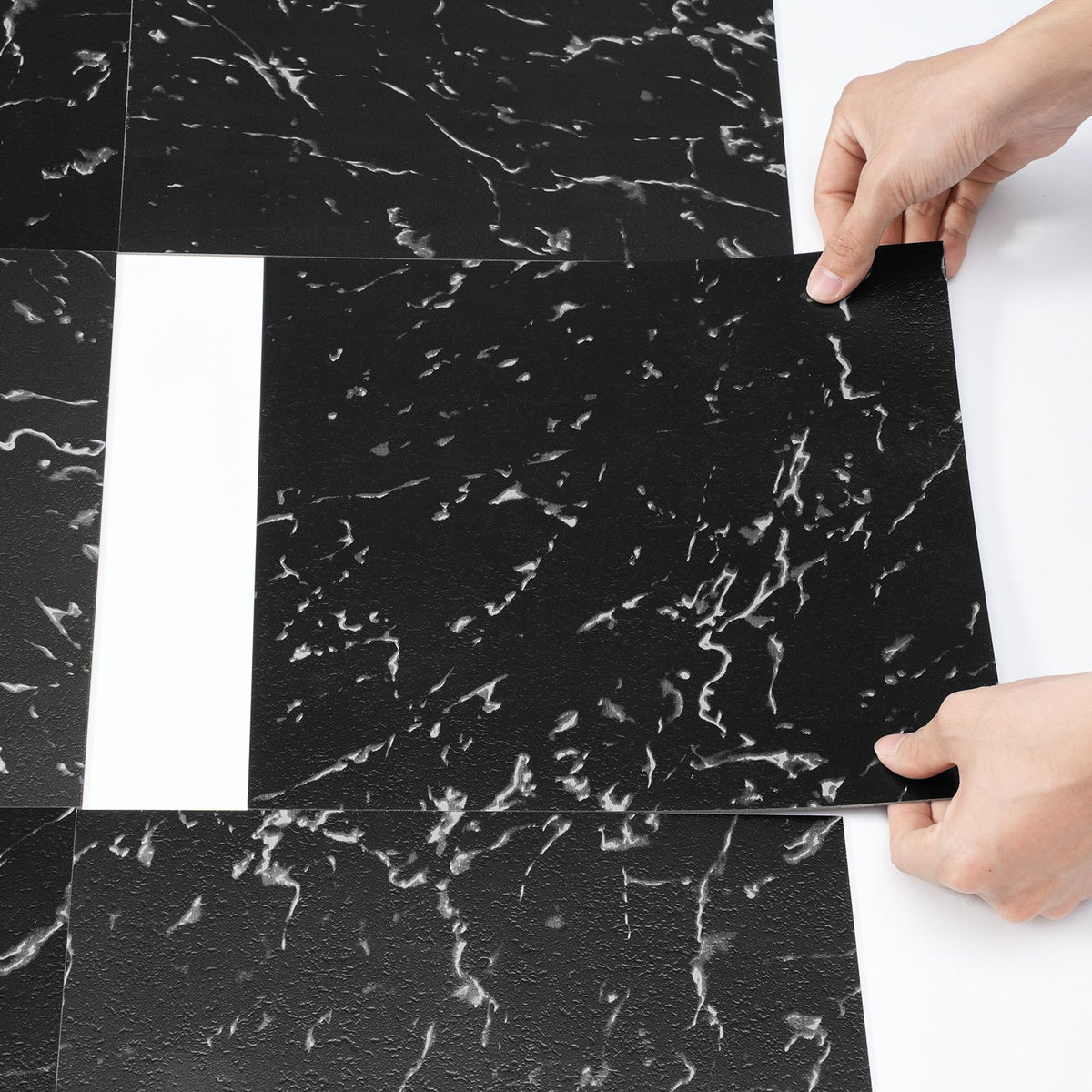 50PCS Peel & Stick Vinyl Floor Tiles 12x12 Black Marble Waterproof DIY