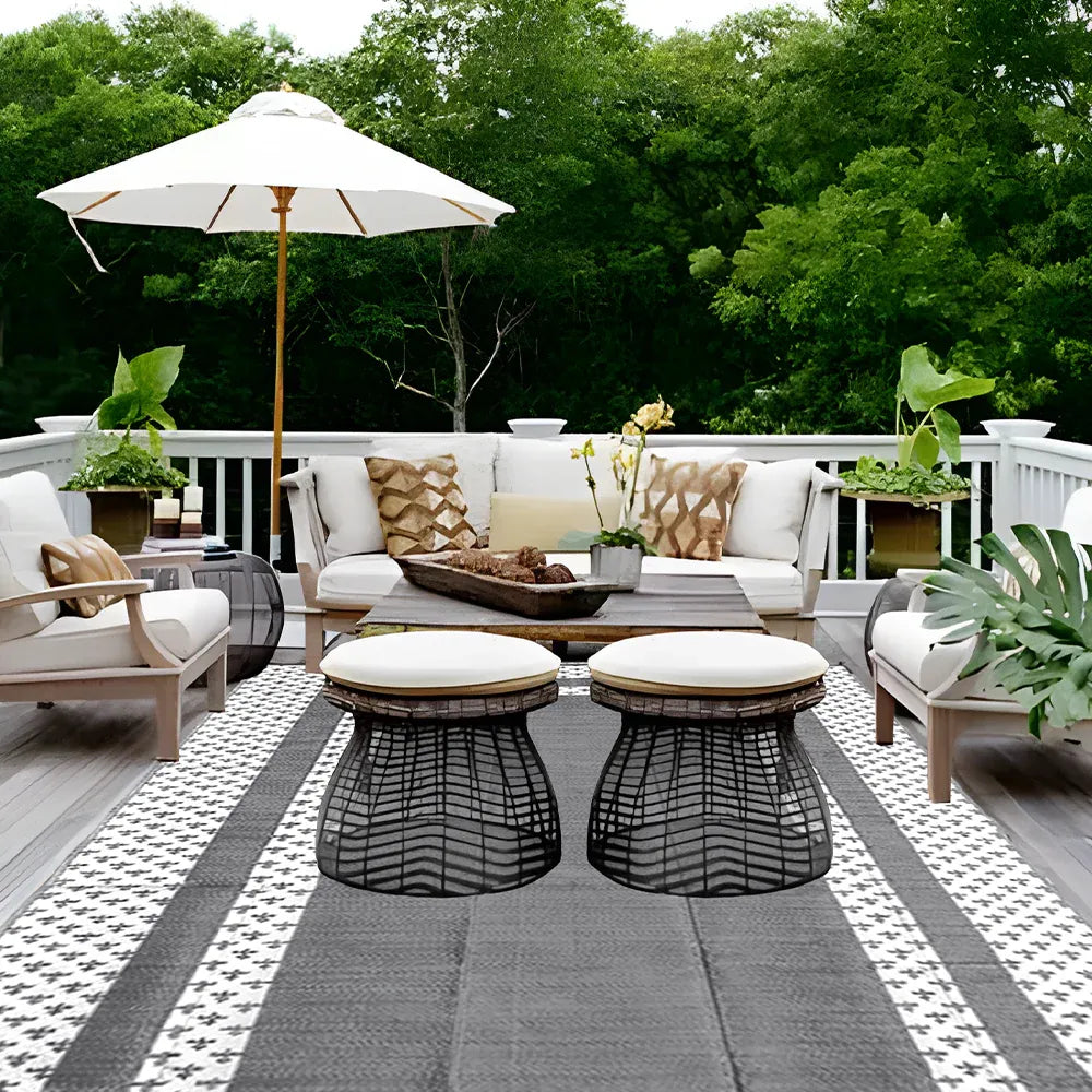 Large Outdoor Rug 275x365cm Weatherproof Plastic Weave Mat Washable Outside Solid Carpet Easy Care for Patio Deck Backyard Garden RV Camping Silver Grey