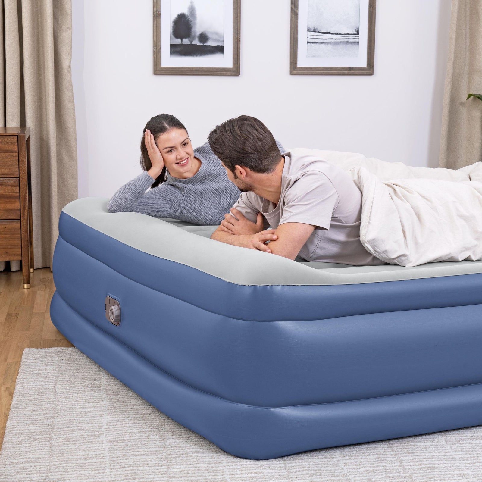 Bestway 203 x 193 x 56cm Tritech Air Mattress King Built-in AC Pump-2017004927657840643