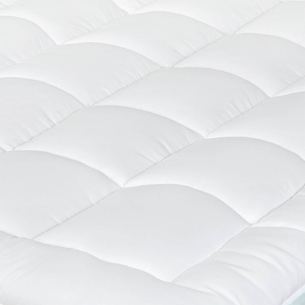 Dreamz Gel Memory Foam Mattress Topper 8cm Queen Size-2050056897771474948