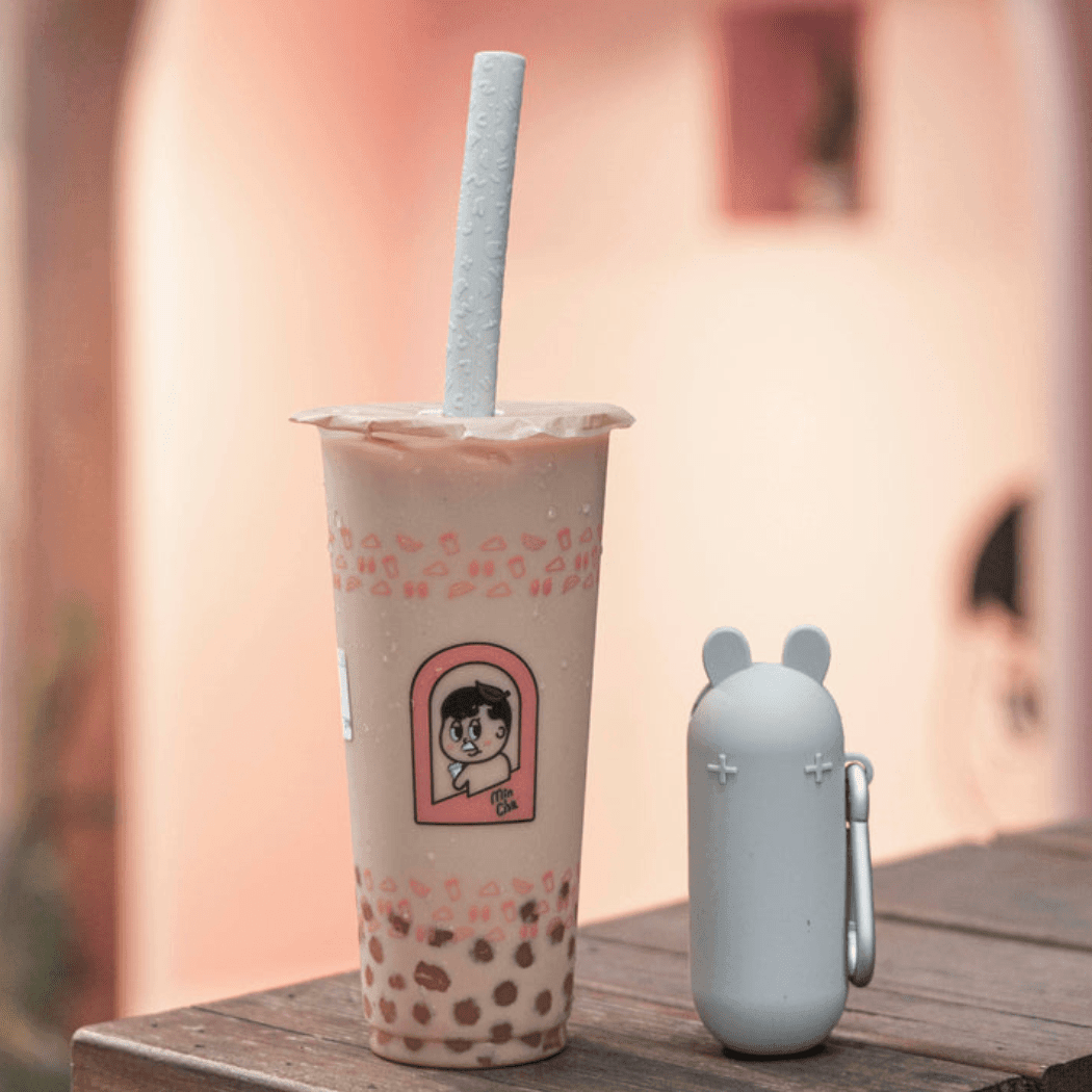 We Might Be Tiny Keepie Bubble Tea Straw Grey