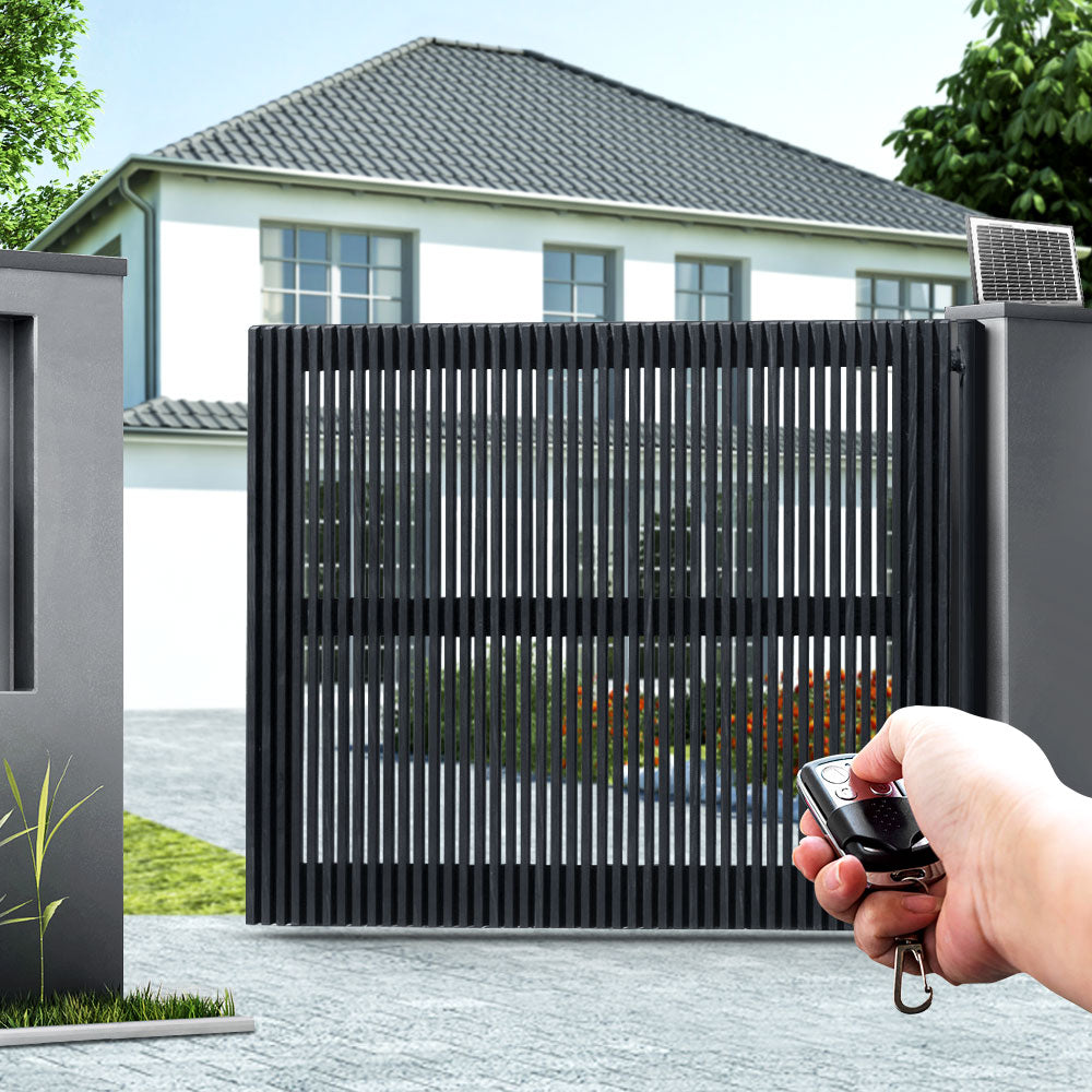 Lockmaster Single Swing Gate Opener 600KG 10W Solar Panel