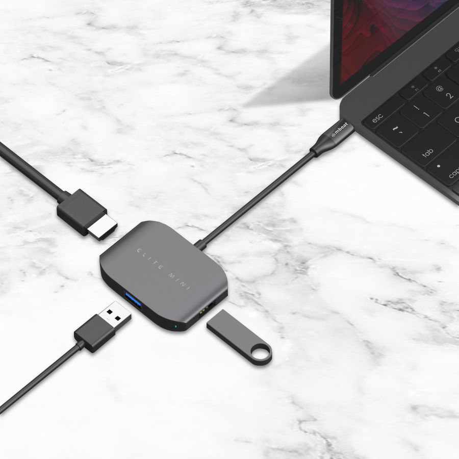 USB-C Multi-port Adapter (HDMI + USB 3.0 + USB 2.0)- Space Grey, Aluminium Design