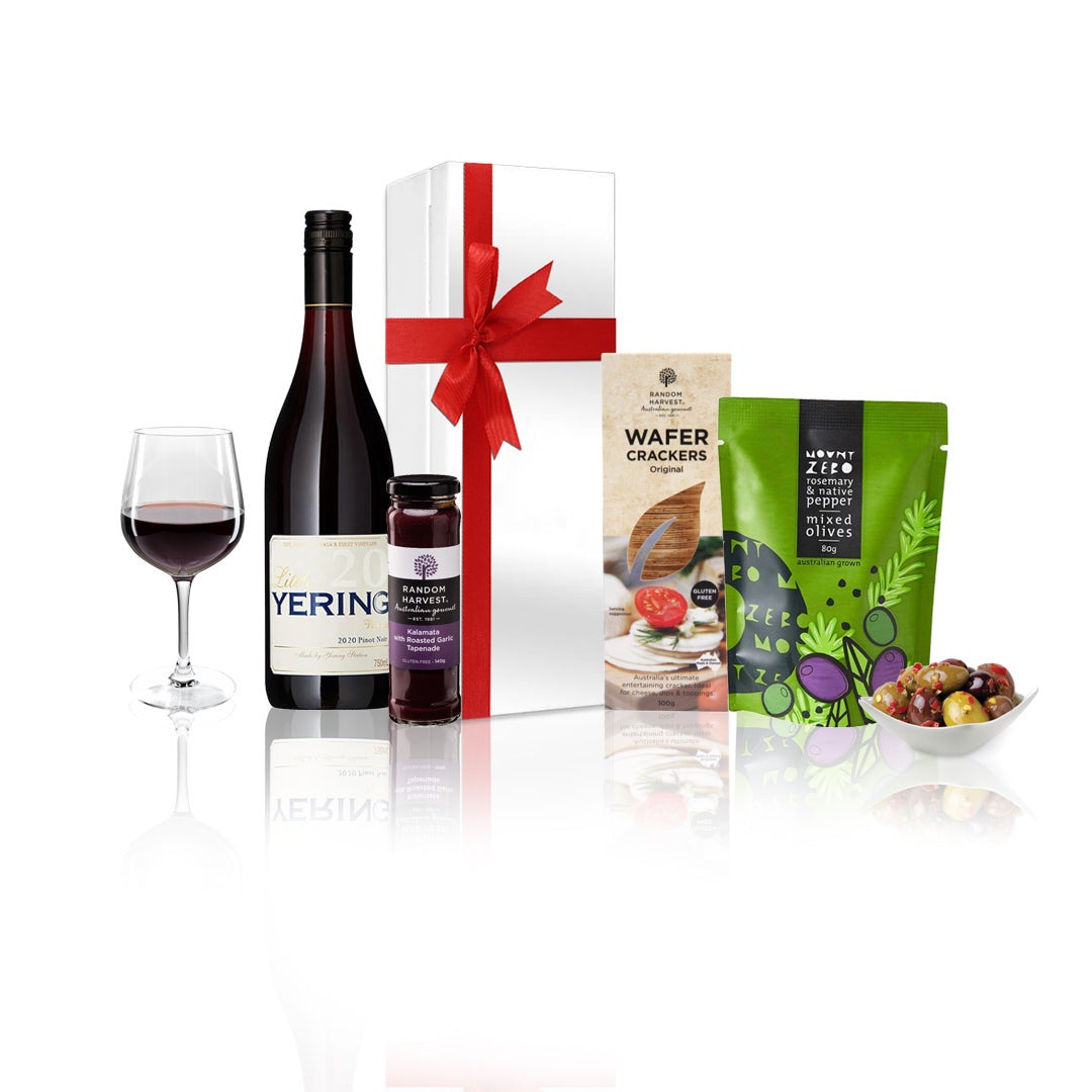 Pinot & Gourmet Treats Hamper