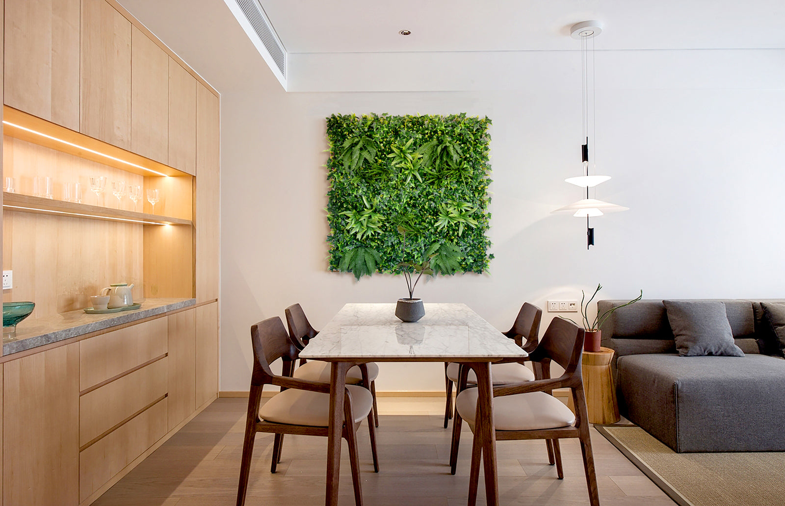 YES4HOMES 5 SQM Artificial Plant Wall DÃ©cor Grass Panels Vertical Garden Foliage Tile Fence 1X1M