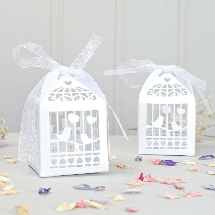 100 Piece Pack - White Dove Bird Heart Wedding Bomboniere Favor Lolly Gift Card Box