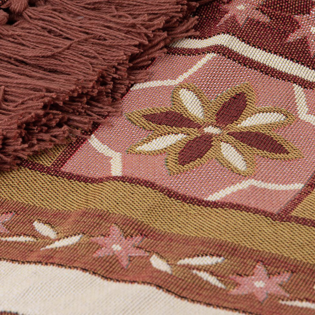 Kasbah Luxury Fringe Throw 130 x 160cm Pink